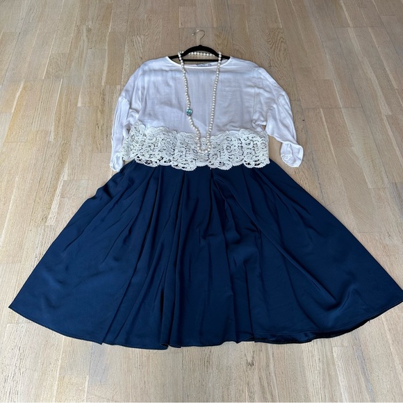 A-Line Skirt XS - Picture 2 of 4